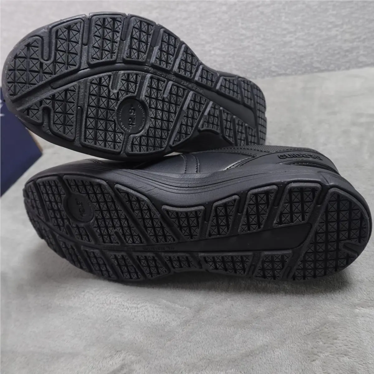 Reebok shoes - Black 5