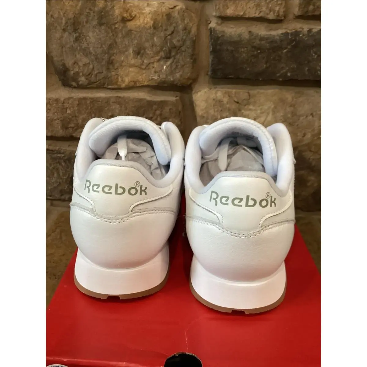 Reebok shoes - Classic Leather White Gum Sole 100008491 - White 5