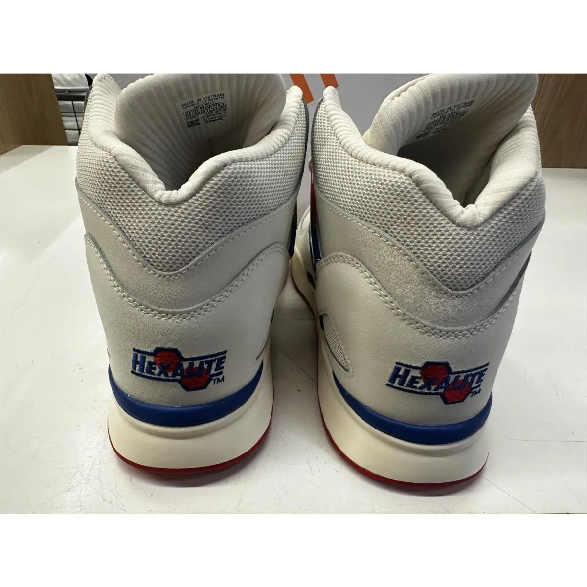 Reebok shoes - HR0035 - HR0035 - Chalk (White) (UPC: 195746992570) 3