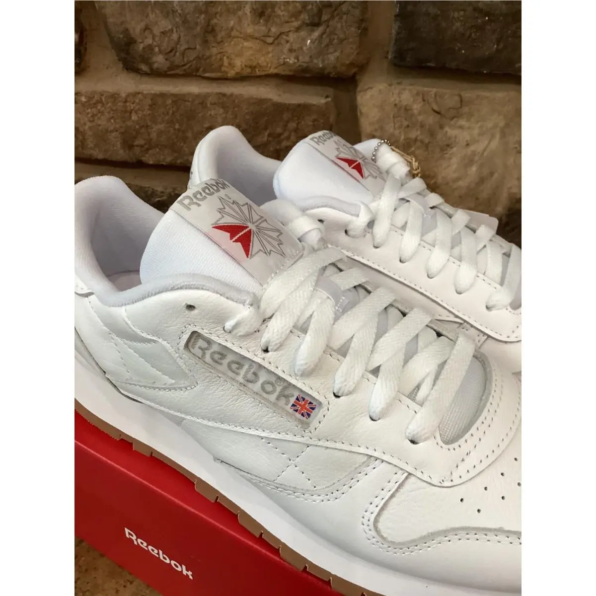 Reebok shoes - Reebok Classic Leather White Gum Sole - White 4