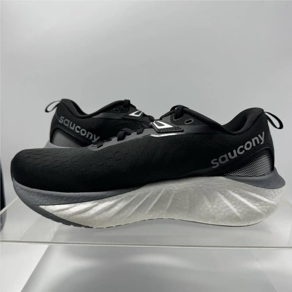 Saucony shoes - Saucony Triumph 22 - Triumph - S10964-200 - Black 2