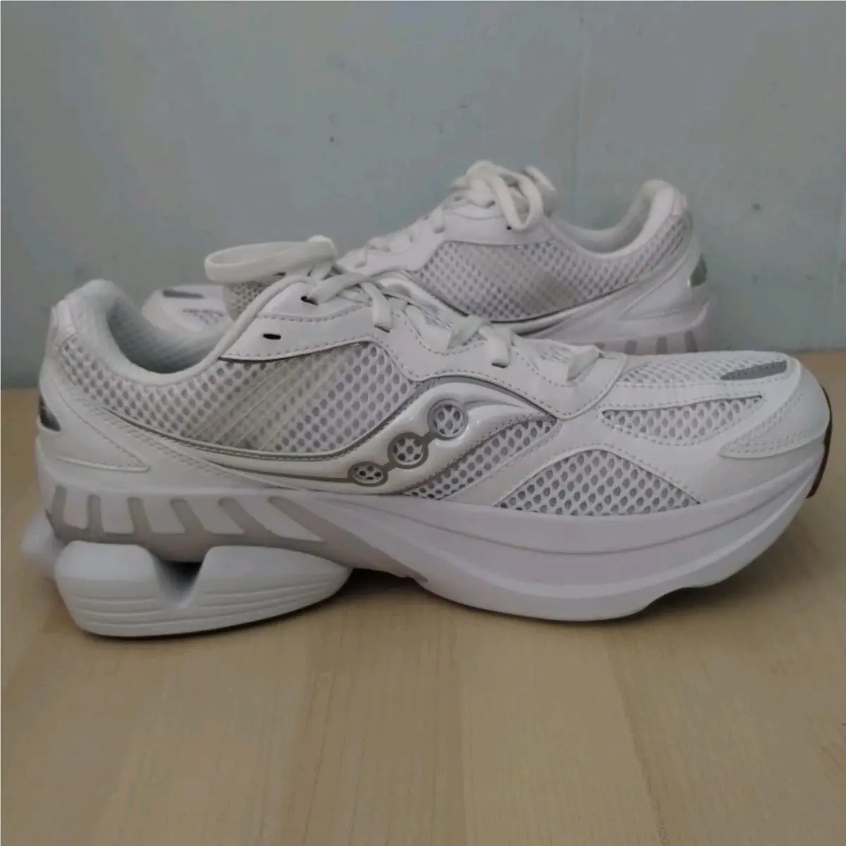 Saucony shoes - Saucony NXT Grid WhiteRunning - NXT Grid WhiteRunning - White 0
