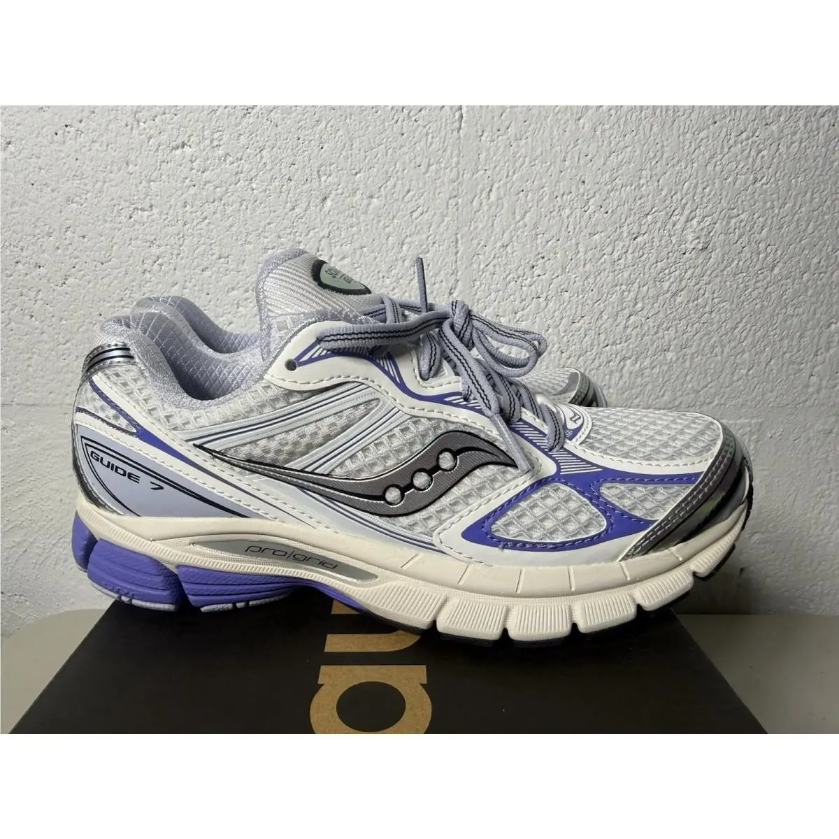 Saucony shoes - Saucony ProGrid Guide - ProGrid Guide - S61058-2 - White (UPC: 195021767657) 2