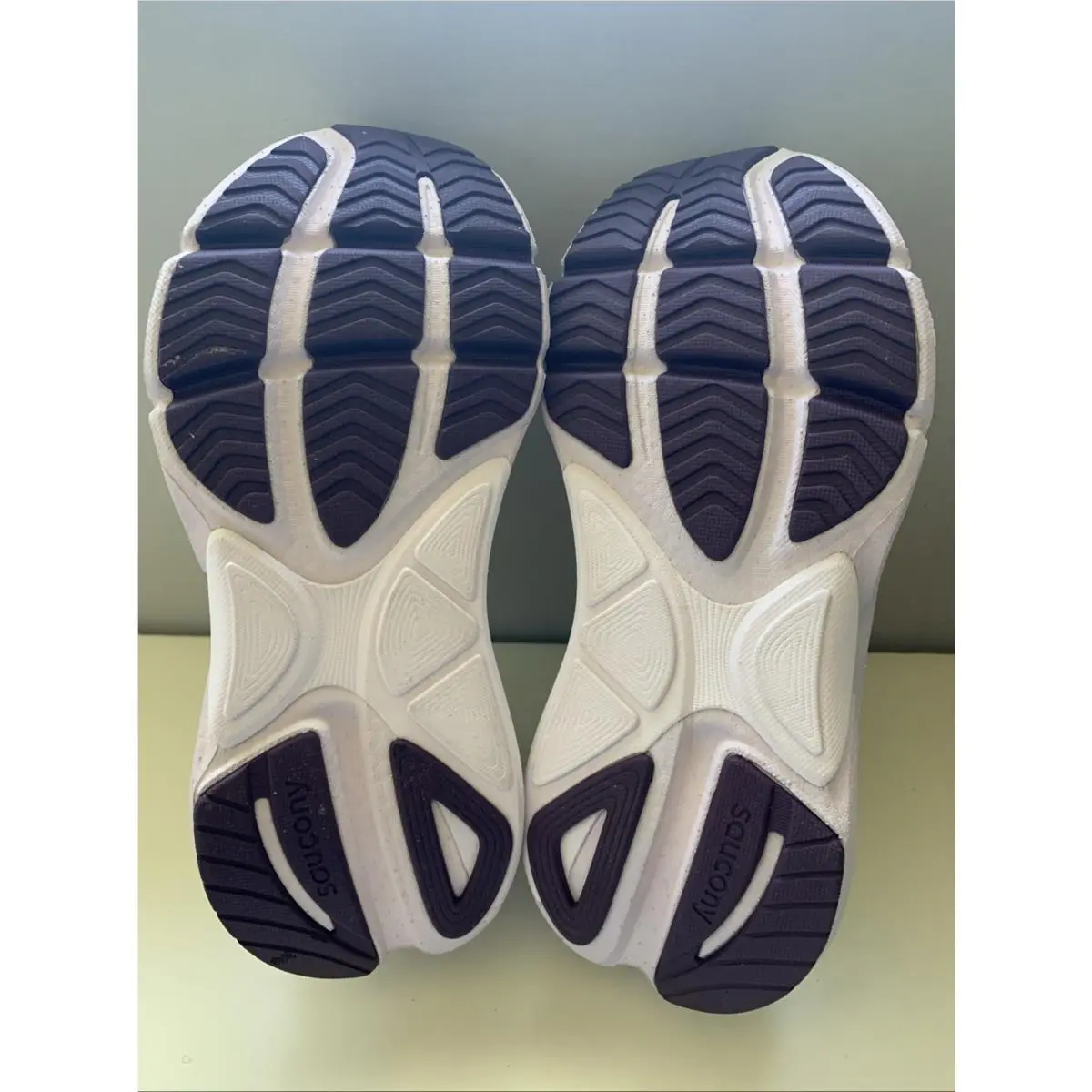 Saucony shoes - Saucony Omni ST23 - Omni - Purple 3