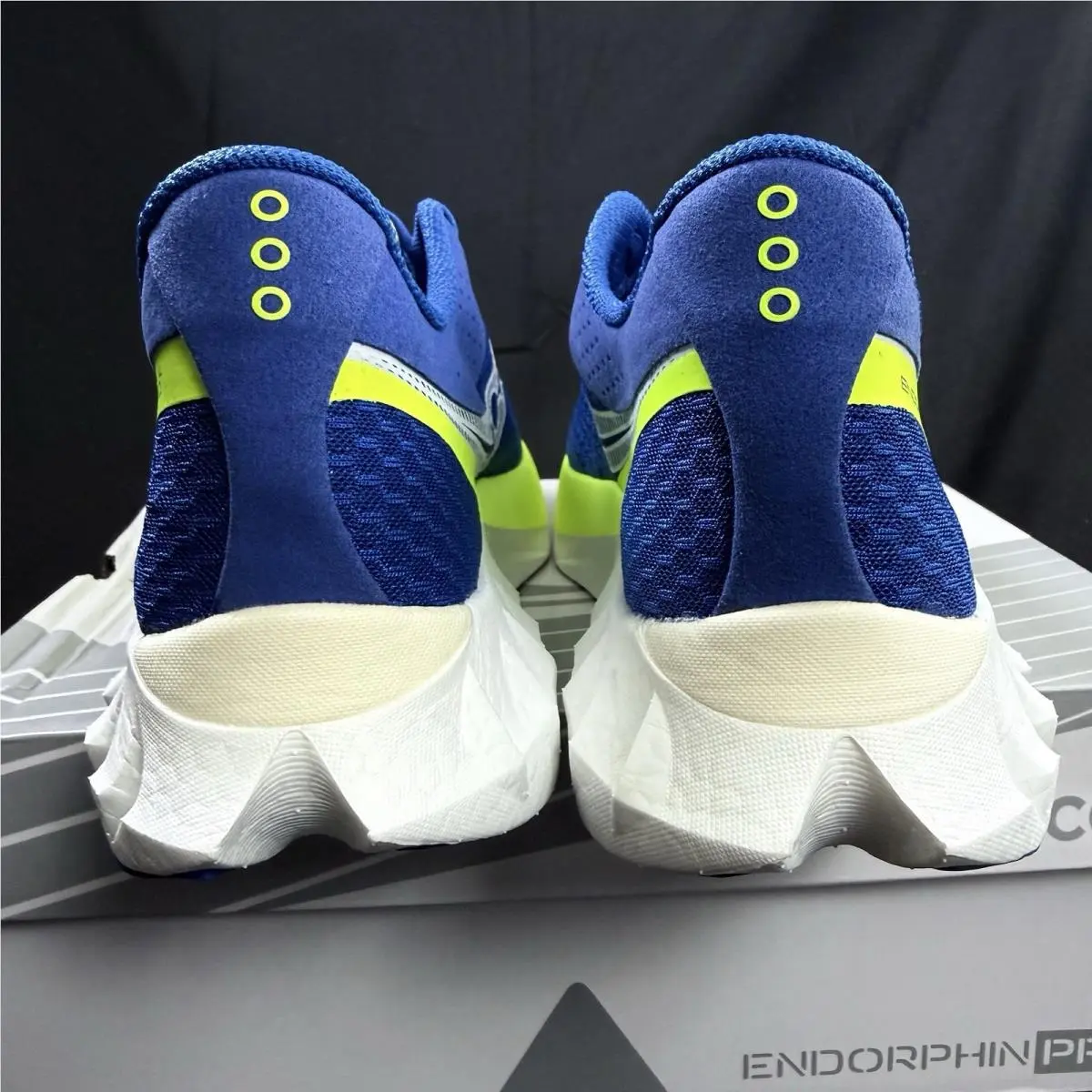 Saucony shoes - Saucony Endorphin Pro 4 - Endorphin Pro - S20939-285 - Blue 1