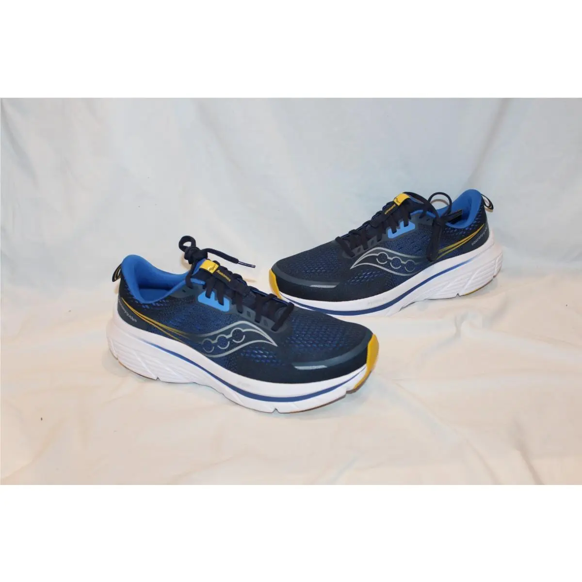 Saucony shoes - Guide 18 - Guide - Blue 0