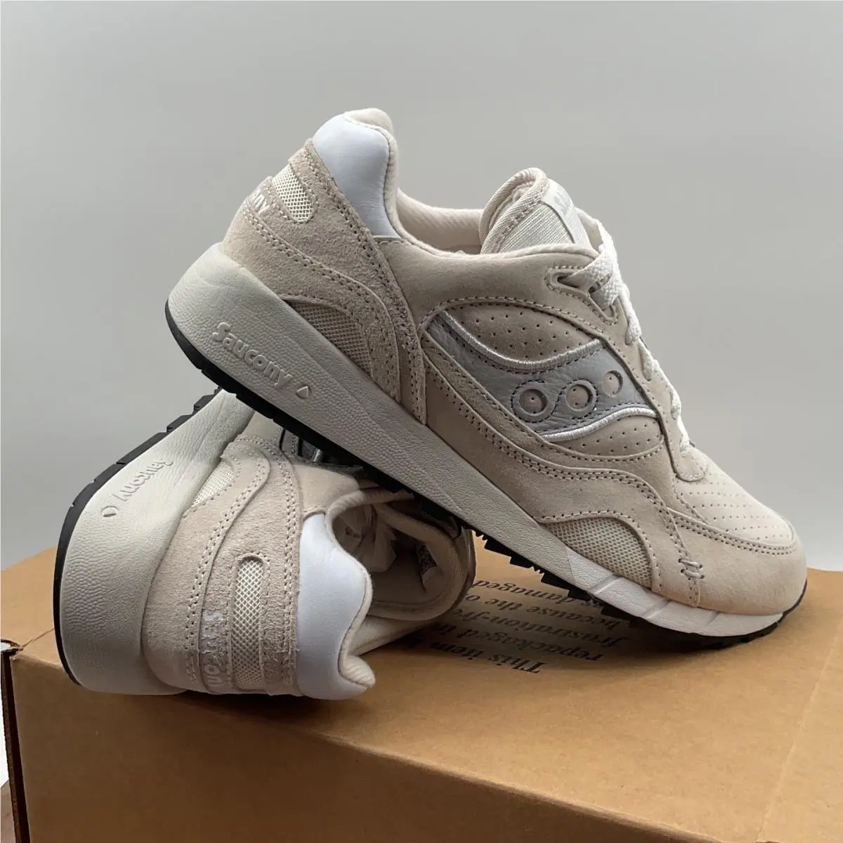 Saucony shoes - Saucony Shadow 6000 - Shadow - Beige 0