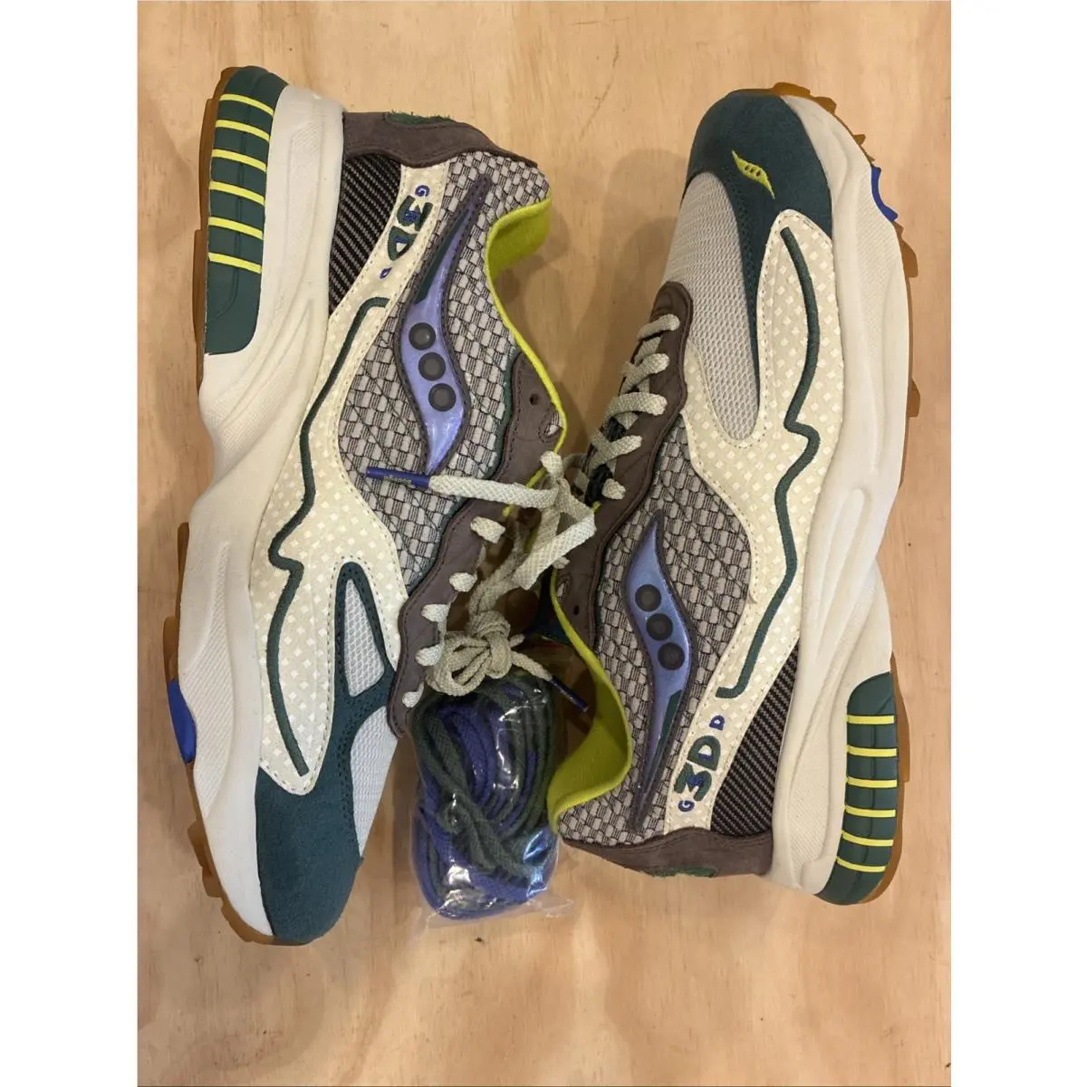 Saucony shoes - Saucony 3D Grid Hurricane x BODEGA Collab - S70764-1 - Green 3