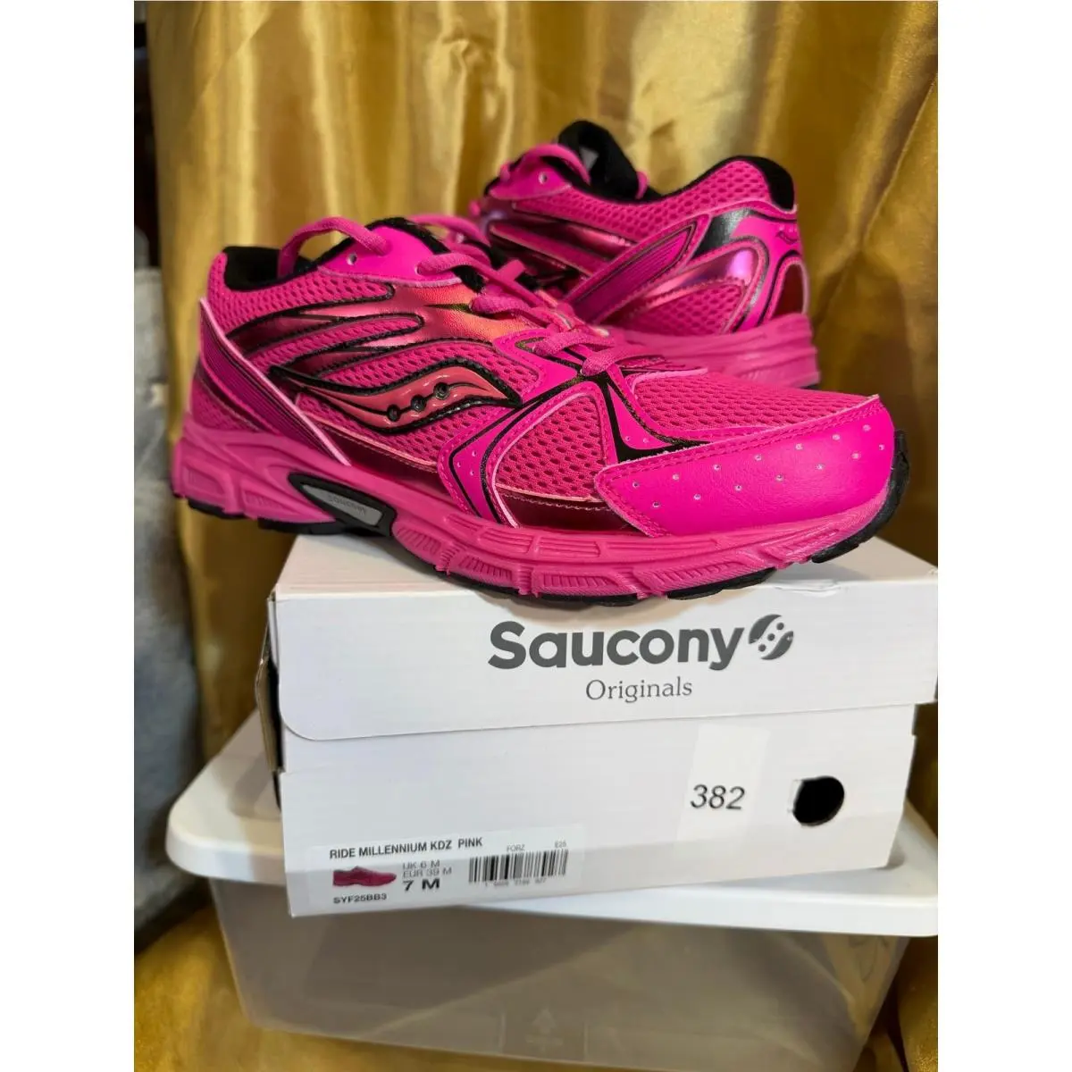Saucony Ride Millennium Kdz Pink Womens 8.5 Mens 7 SYF25BB3 Running Shoe