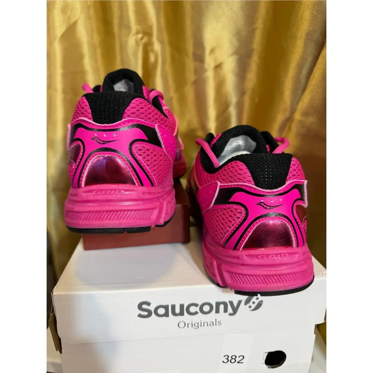 Saucony shoes - Pink 4