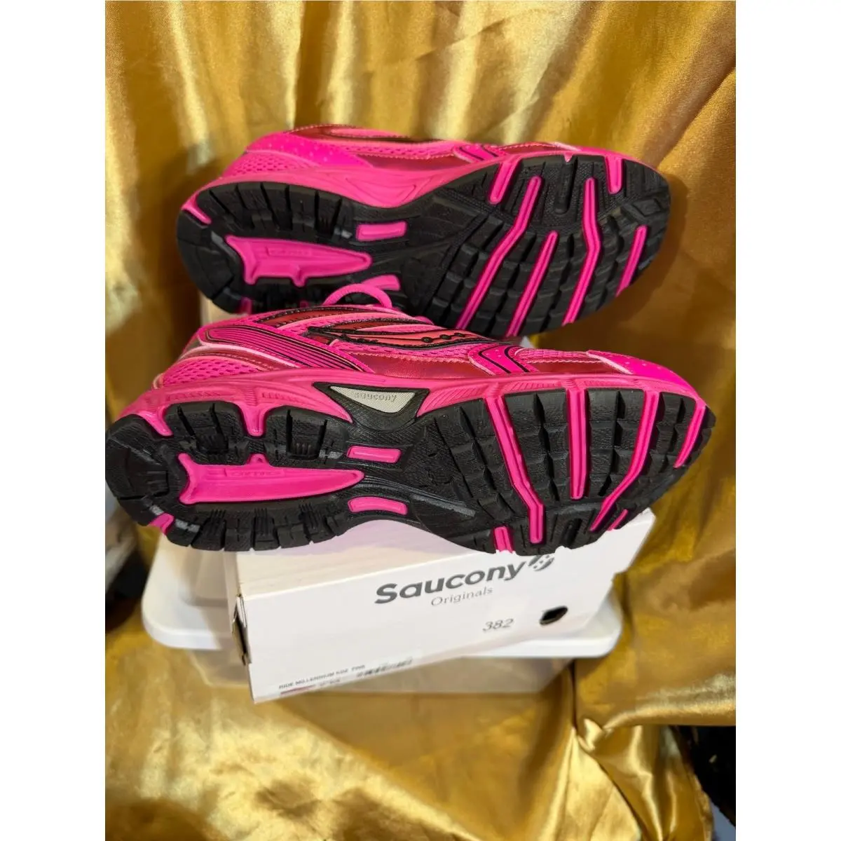 Saucony shoes - Pink 5