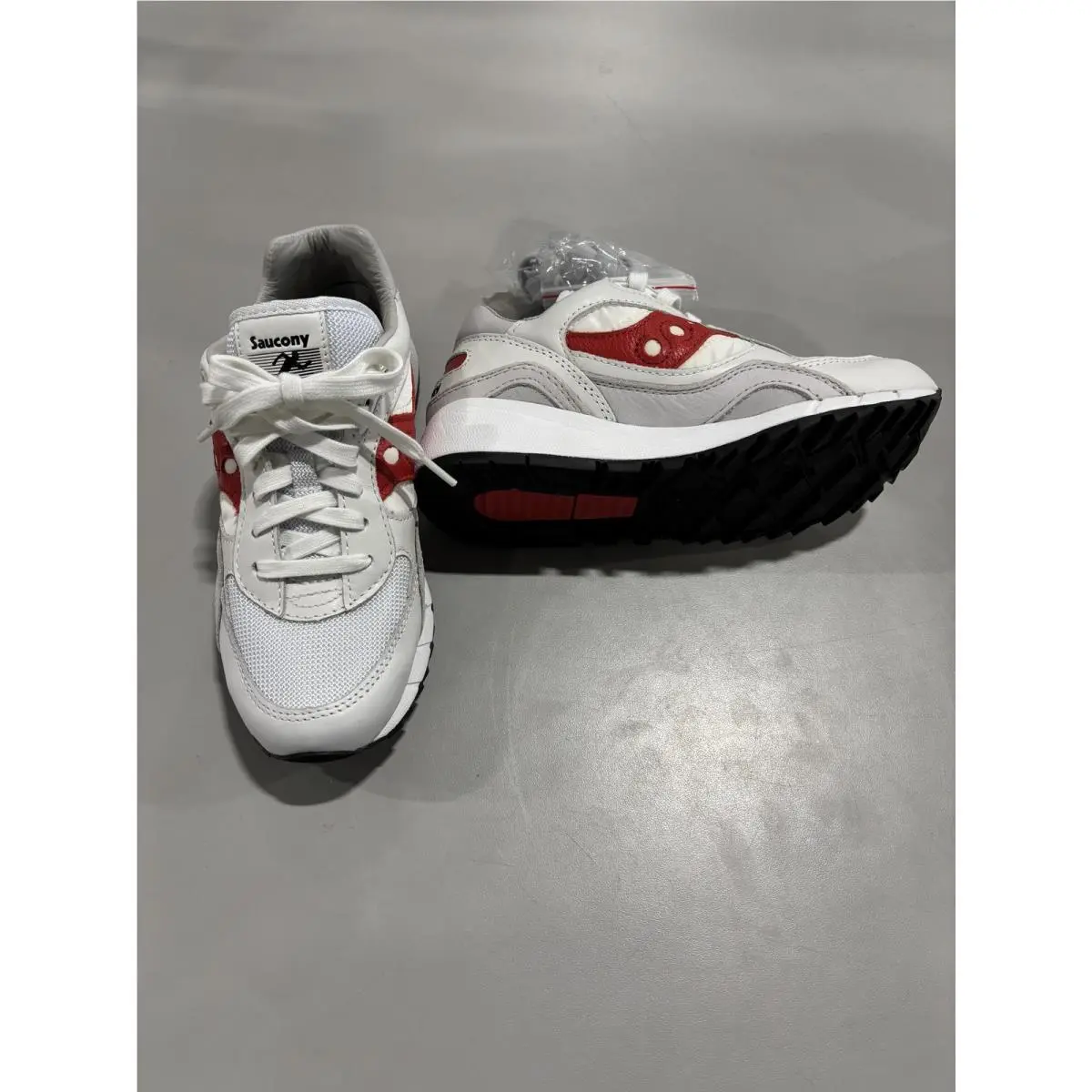 Saucony shoes - Red, White (UPC: 195017558979) 1