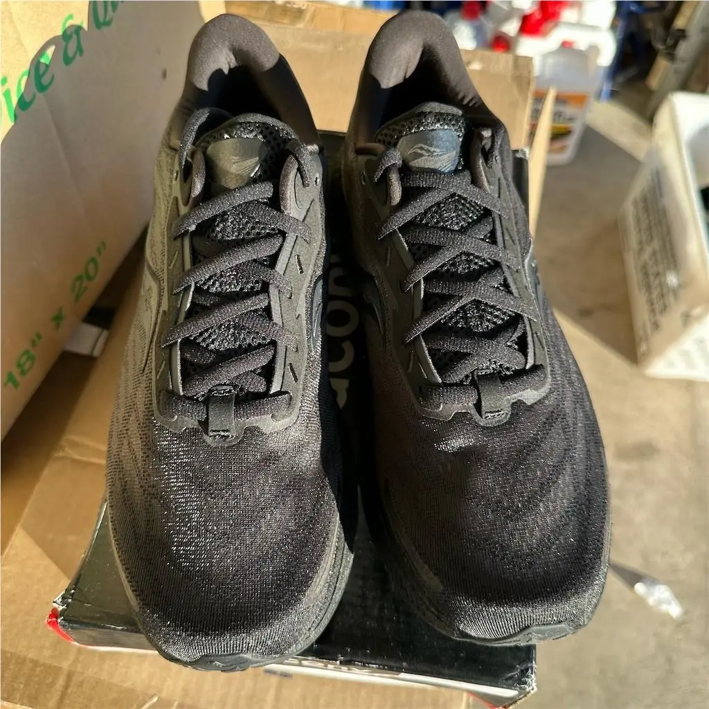 Saucony shoes - Saucony Triumph 19 - Triumph - S20678-14 - Black 2