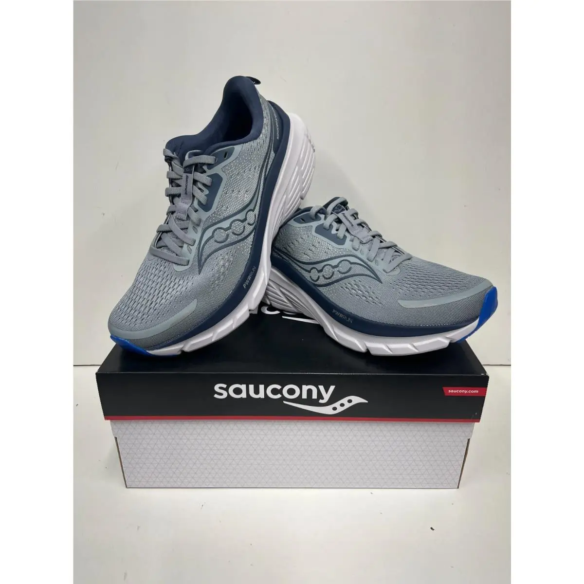 Saucony Guide 18 -- Men`s Running Shoes -- -- Size 7