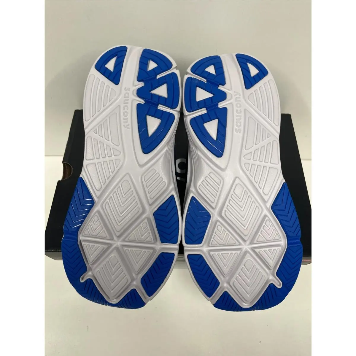 Saucony shoes - Saucony Guide 18 - Guide - Gray 2