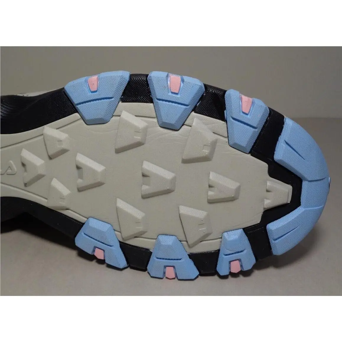 Fila shoes - Silver/Coral/Blue/Black (UPC: 196447239353) 14