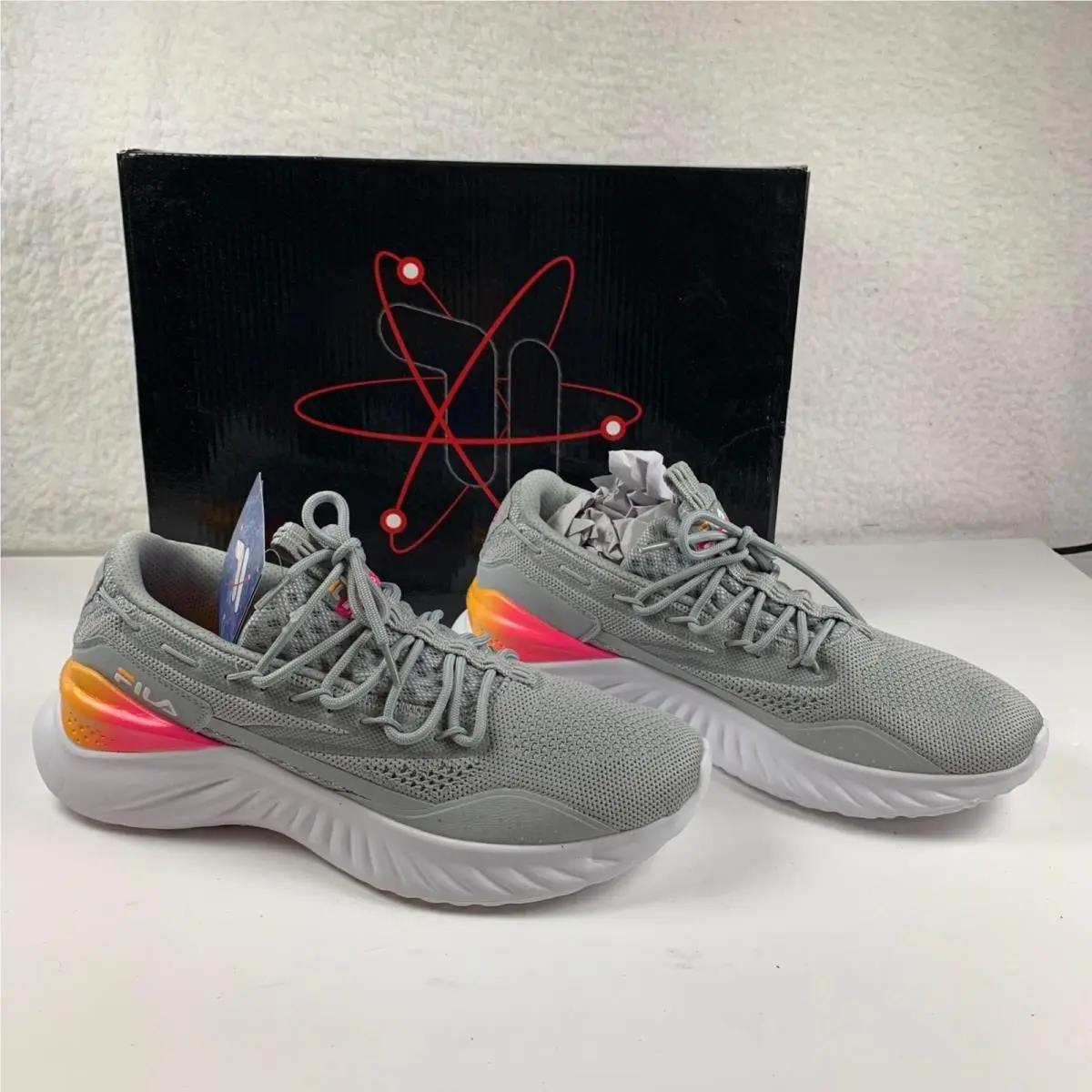 Fila Fondato 22 Air Mesh Energized Women`s Sneaker Size 11 Gray Pink S0182