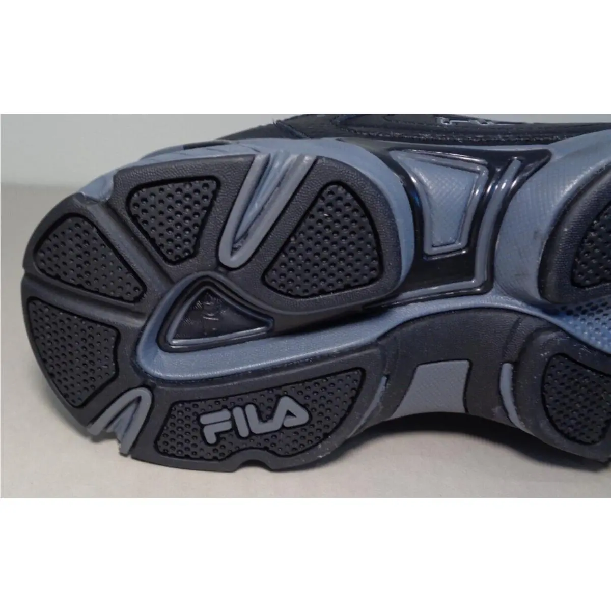 Fila shoes - Black/Castlerock/Metallic Silver (UPC: 691115633100) 14
