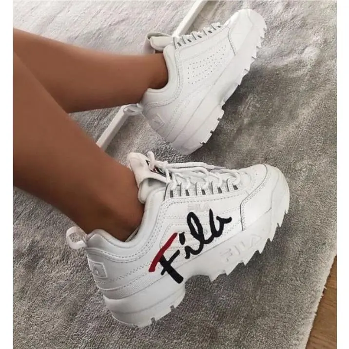 Fila Womens Disruptor II Script 5FM00403-125 White Casual Sneakers Size 10