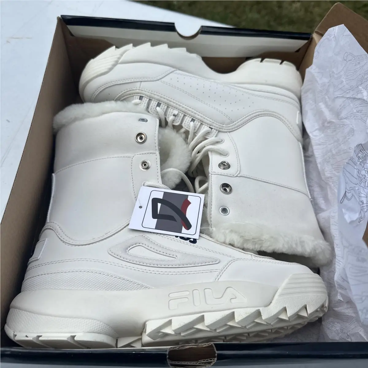 Fila shoes - Fila Disruptor Shearling - Disruptor Shearling - 5HM00544-125 - White (UPC: 0633641996953) 9