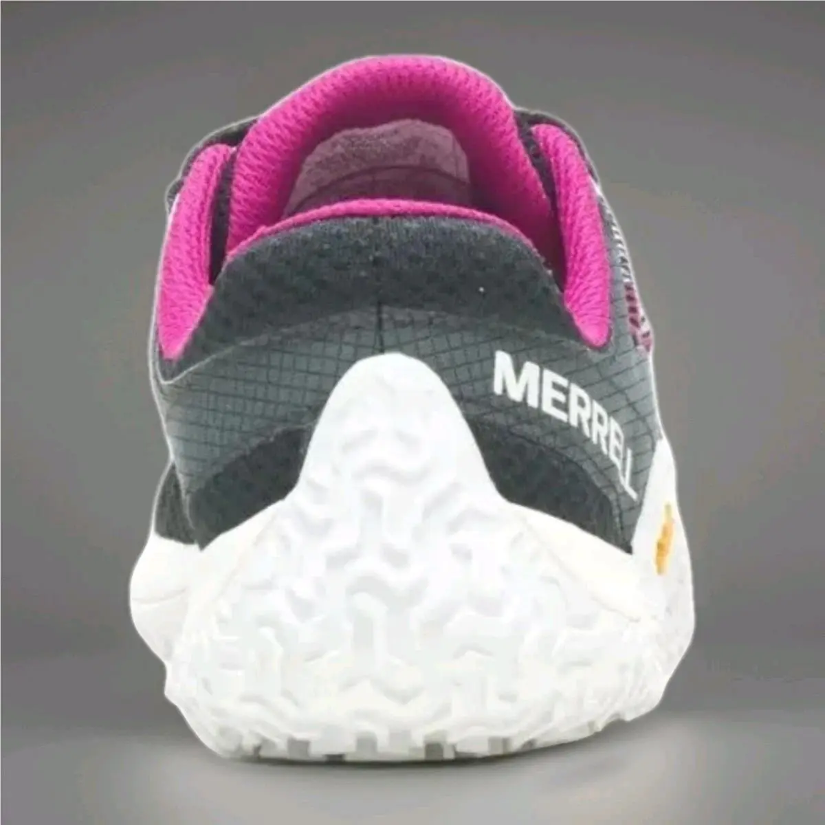 Merrell shoes - MERRELL Glove 7 Barefoot Minimalist - J067706 - BLACK / WHITE 7
