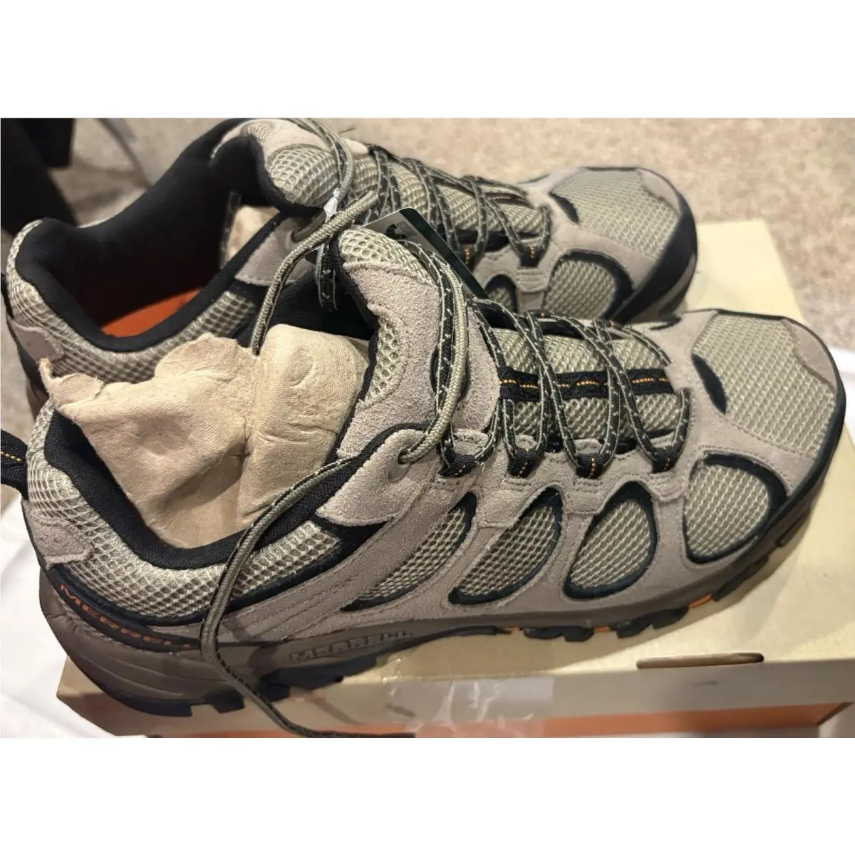 Merrell Men`s Moab 3 Outdoor Hiking Athletic Trainer Shoes Walnut Size Options