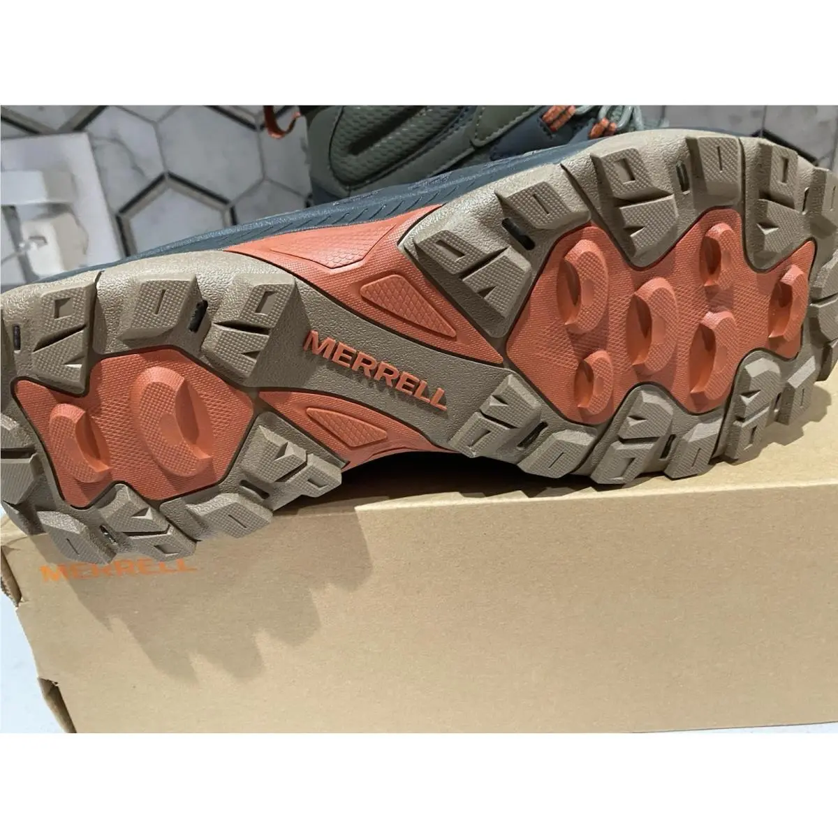 Merrell shoes - Olive 2