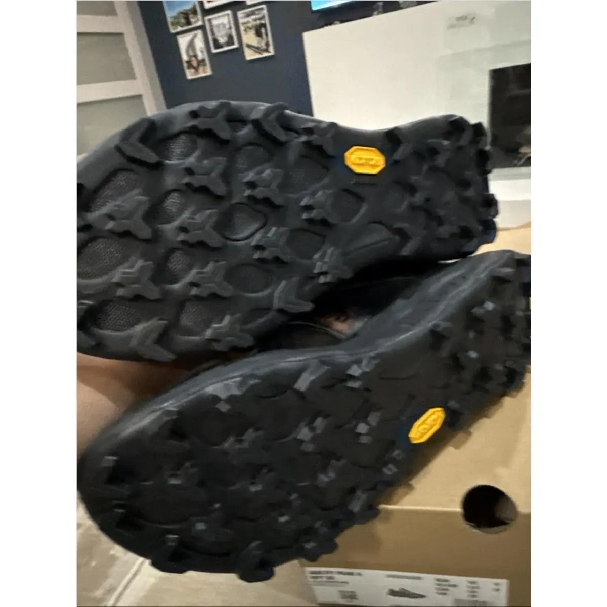 Merrell shoes - 6 - Black 8