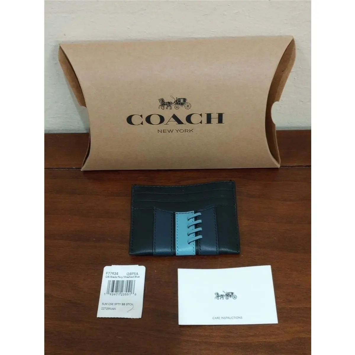 Coach Black Leather Striped Slim Case Card Holder