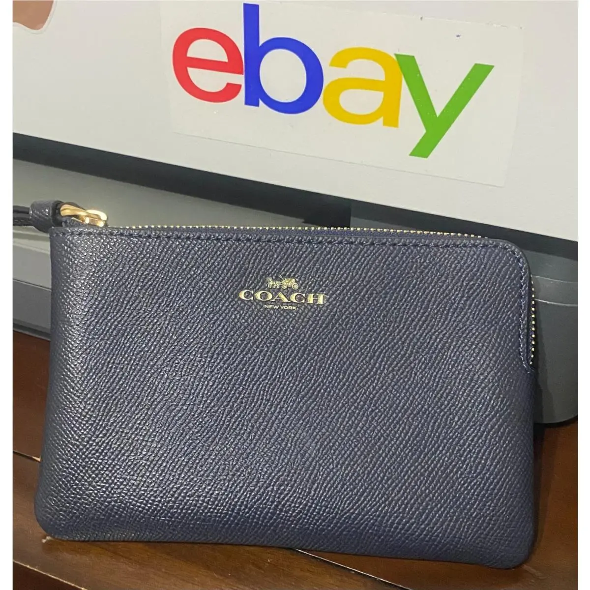 Coach Corner Zip Signature Lthr Wristlet