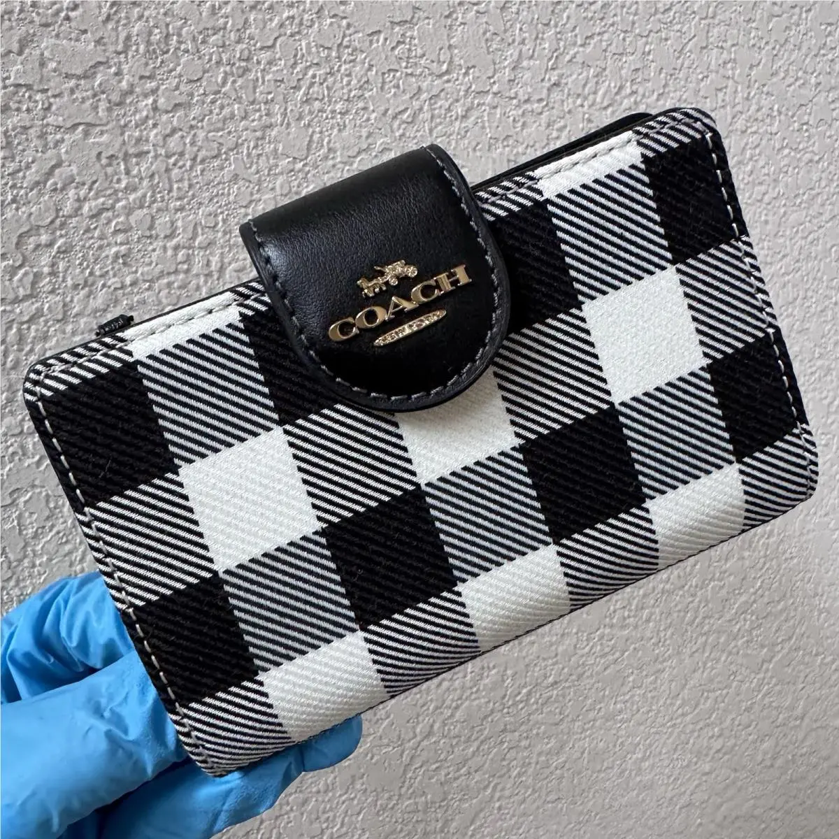Coach CFA18 Medium Corner Zip Wallet with Gingham Print Gold/black Multi