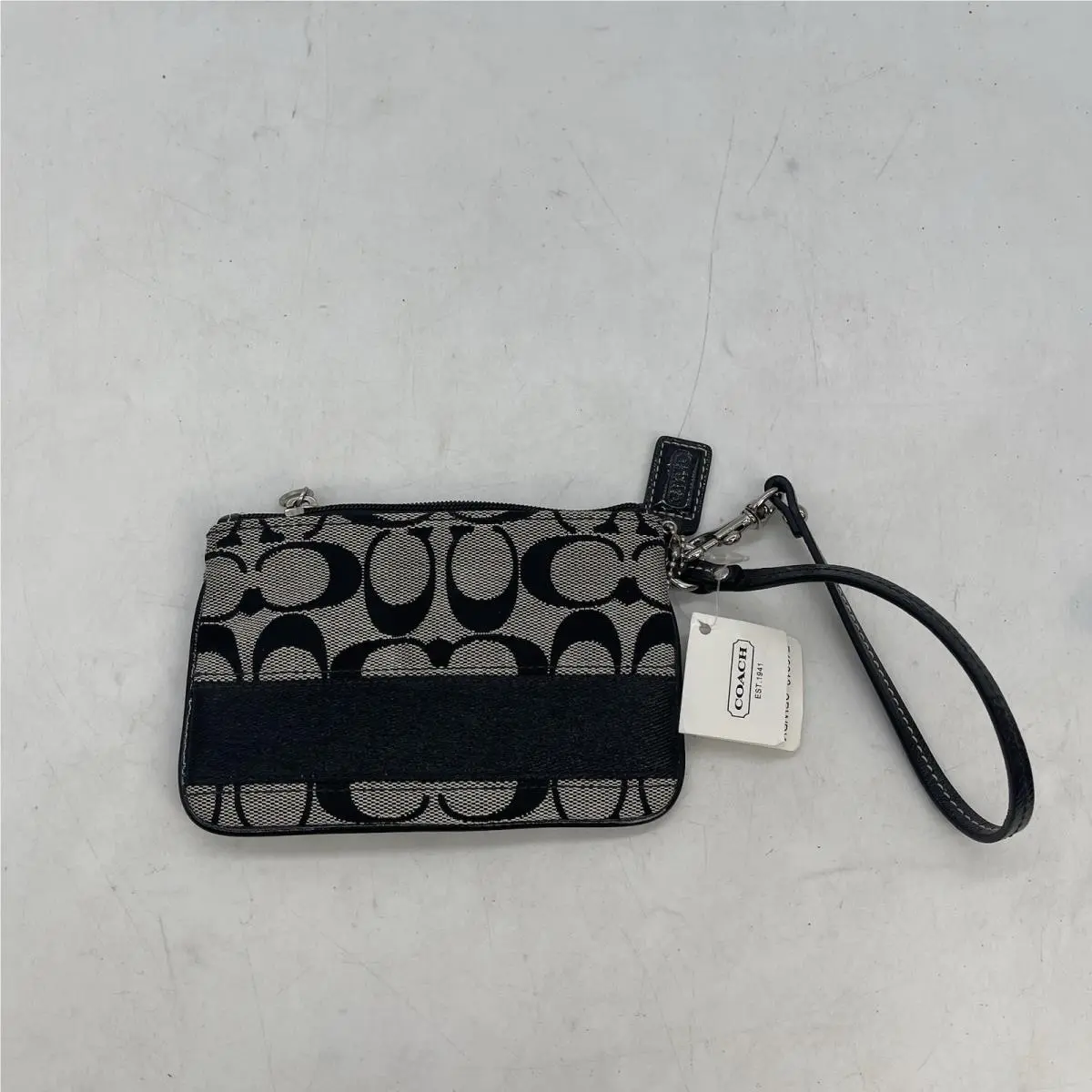 Coach Gray Black Canvas Wristlet w/ Print Zip Top - F42618 Sbwbk
