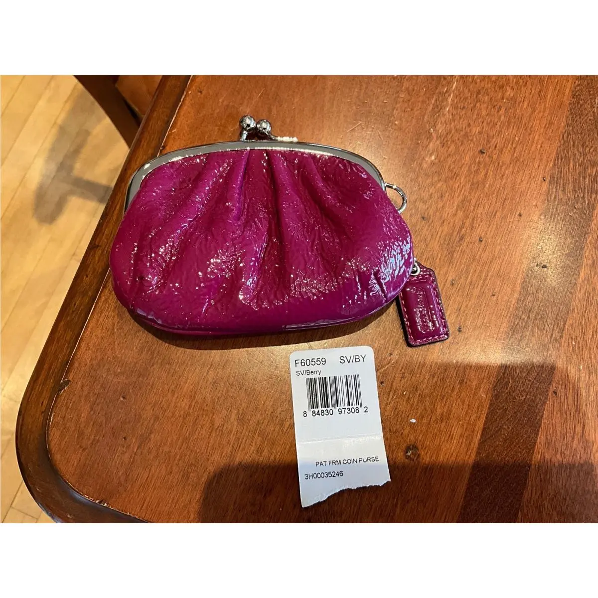 Coach Berry Patent Leather Kiss Lock Coin Purse 60559