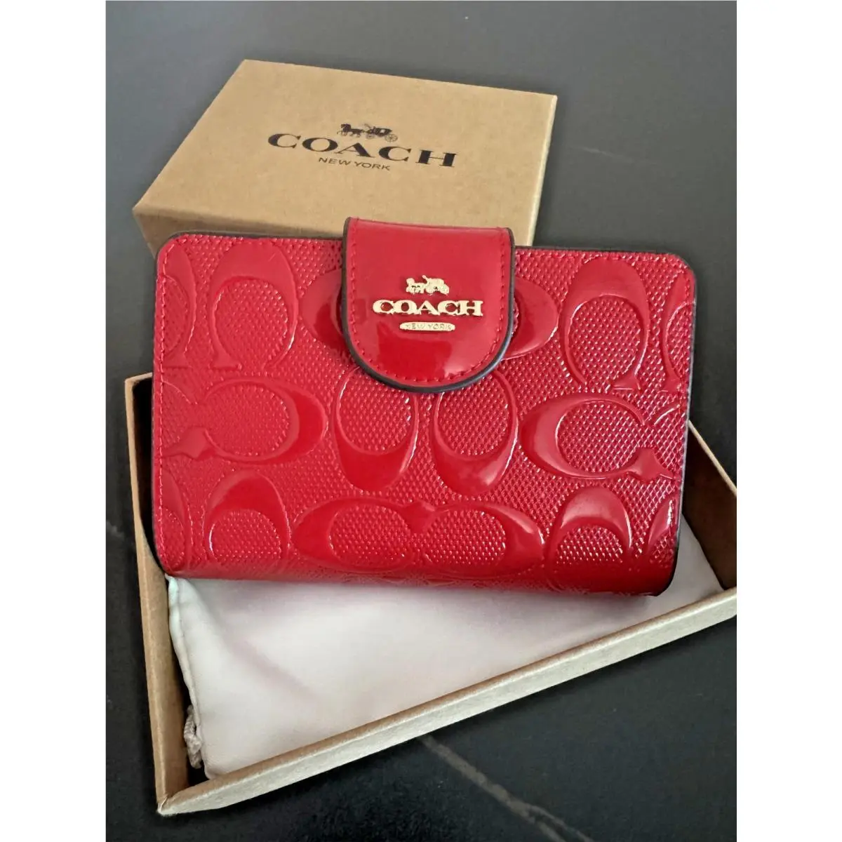 Medium Corner Zip Wallet in Signature Leather Red CV414 Outlet W/box by Coach