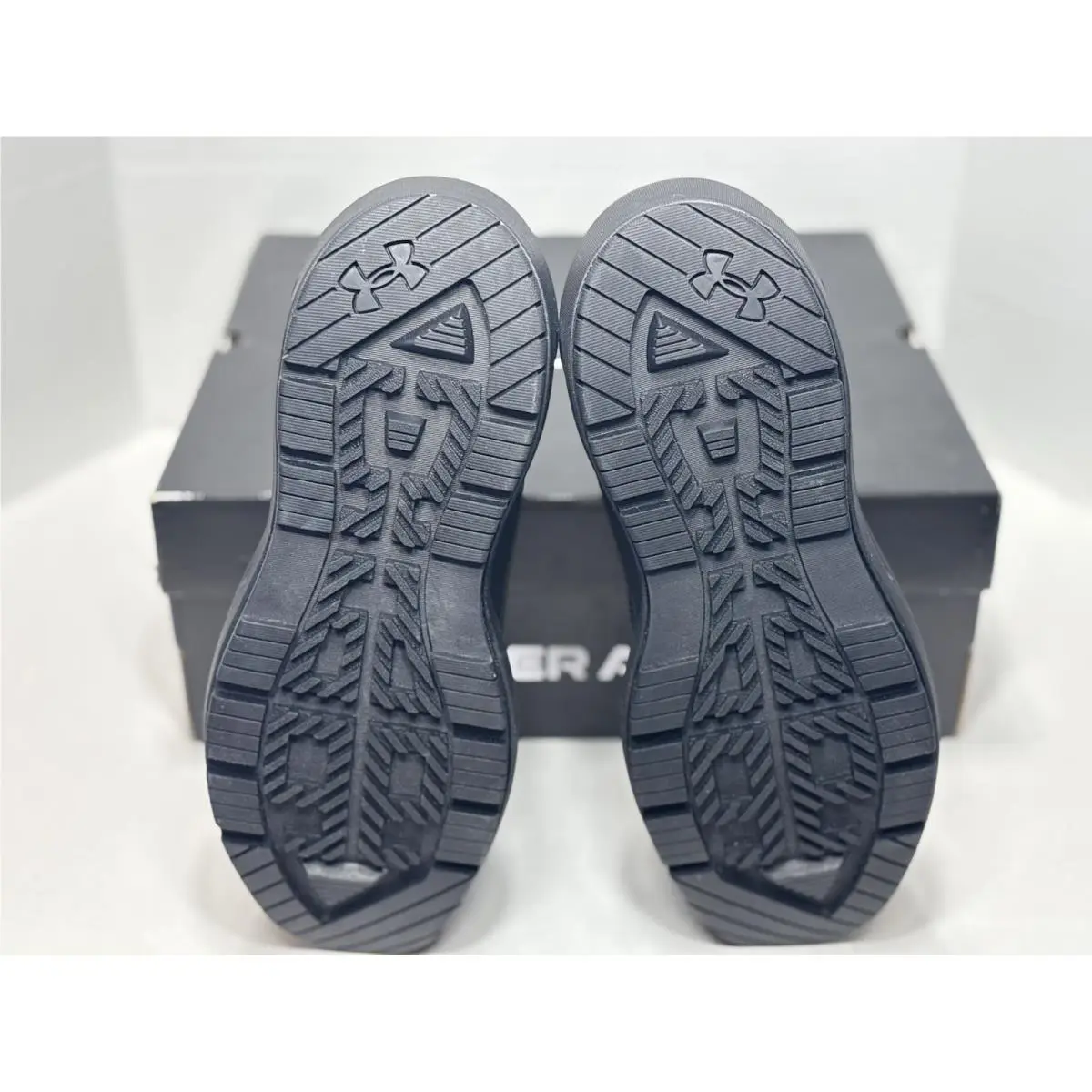 Under Armour shoes - 695 - 6005312 6005312-001 - Black 6