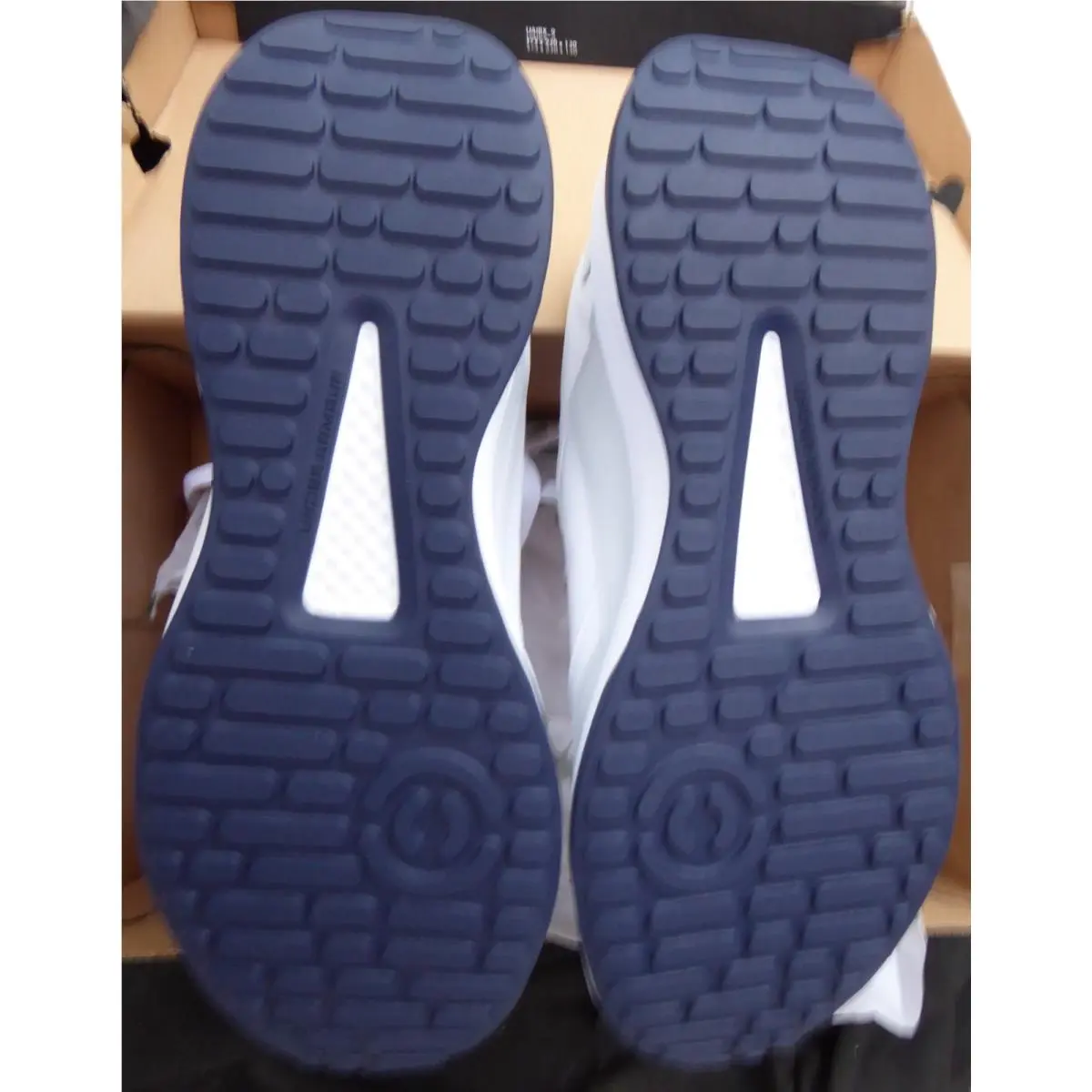 Under Armour shoes - White/Gray 4