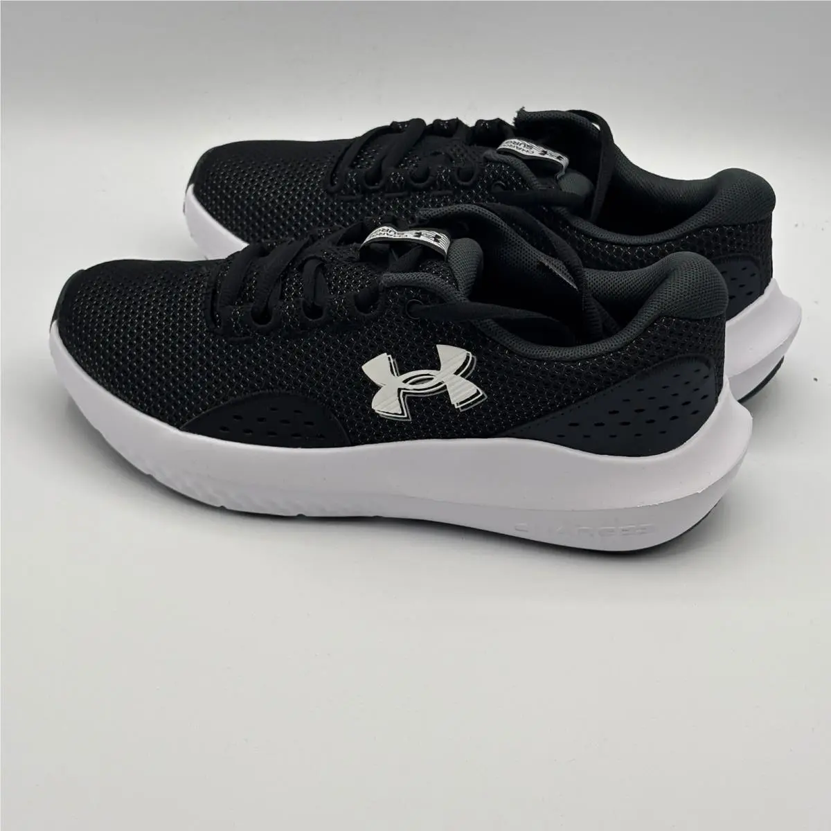 Under Armour shoes - UA Charged Surge 4 - Charged Surge - Black 3