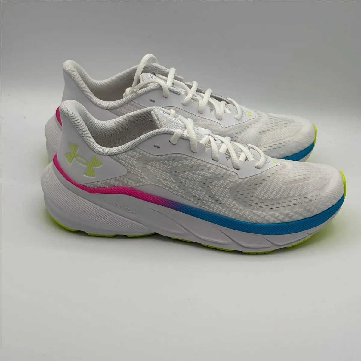 Under Armour UA W Turbulence 3 Shoes Womens Size 10 White Running 6006718-101