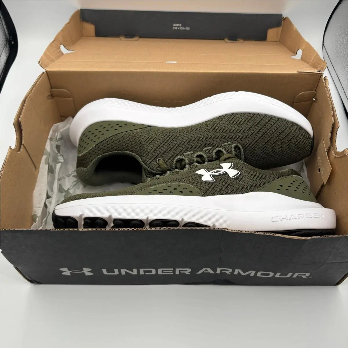 Under Armour shoes - Under Armour Charged Surge 4 - Green 4