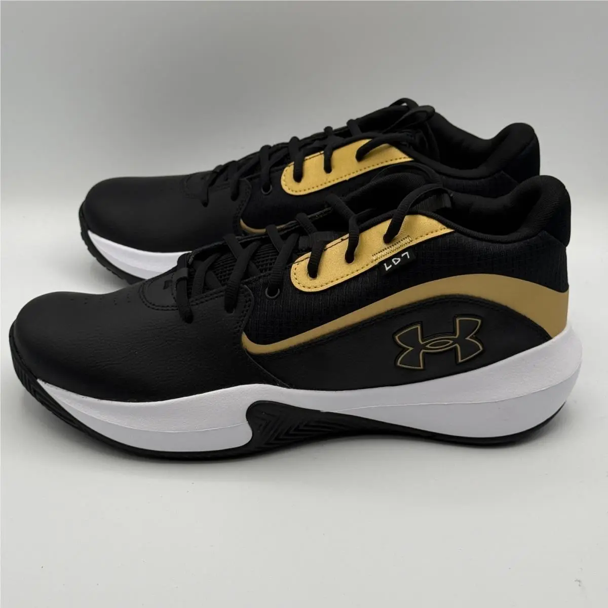 Under Armour shoes - UA Lockdown 7 - Lockdown - Black 3