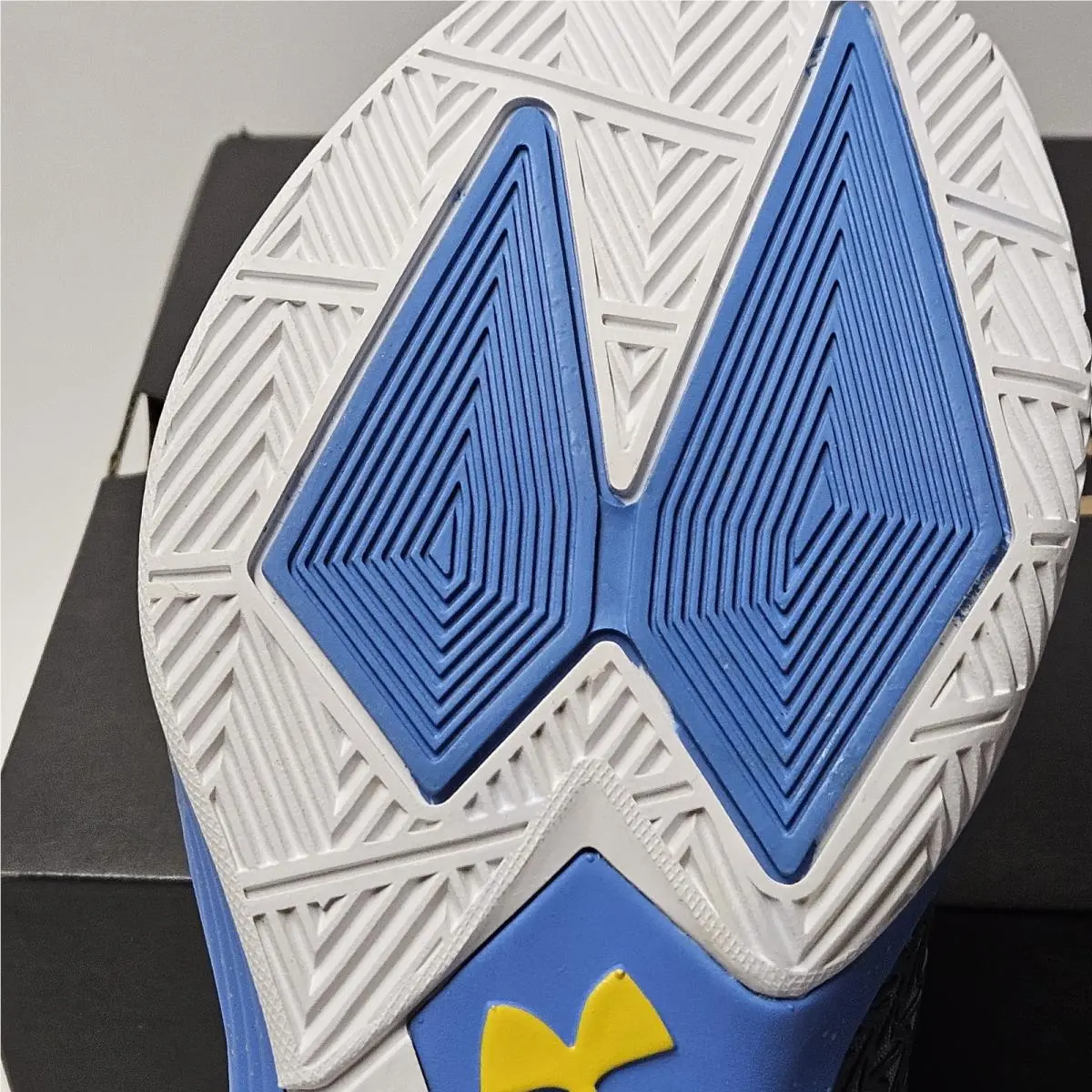 Under Armour shoes - Under Armour Clutchfit Drive 3 - 1274422-035 - Blue / Gray / Yellow / White, Manufacturer: STL (Steel) / WTR (Water) / WHT (White) (UPC: 190085879872) 16