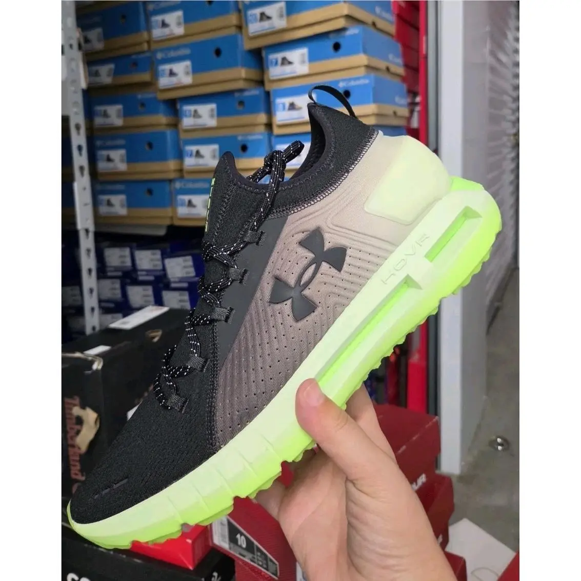 Under Armour shoes - Under Armour HOVR Phantom SE - 3022425-002 - Green 1