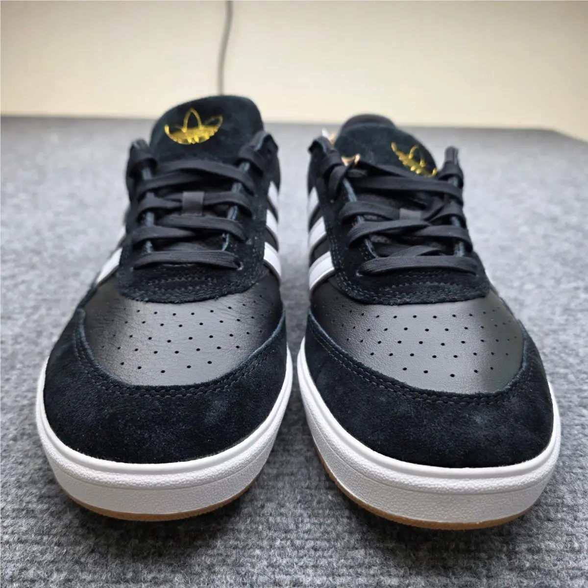 Adidas shoes - adidas Tyshawn II - Tyshawn - Black 3