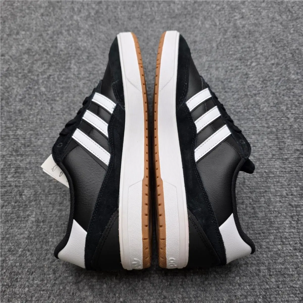 Adidas shoes - adidas Tyshawn II - Tyshawn - Black 5