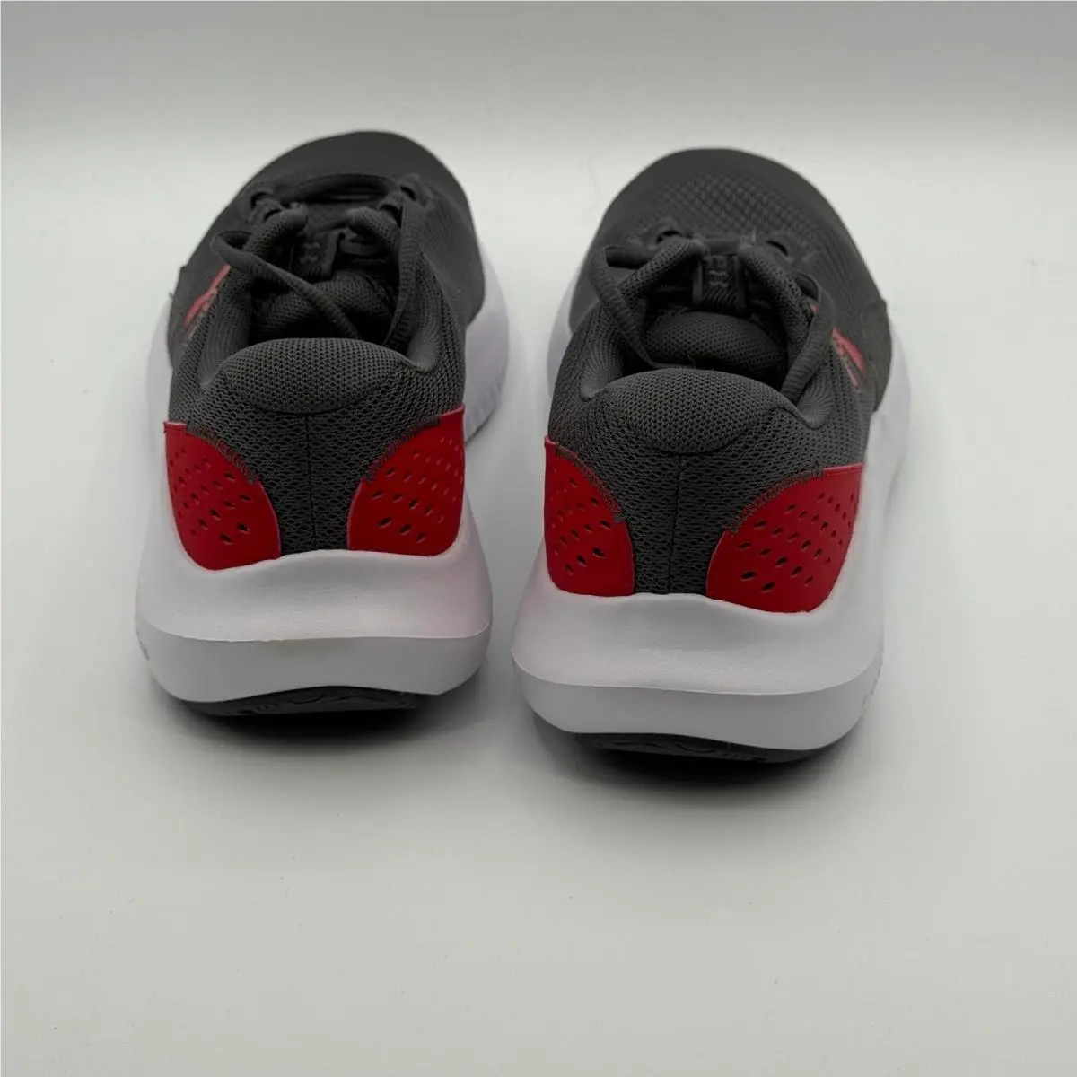 Under Armour shoes - Under Armour Charged Surge 4 - Gray 0