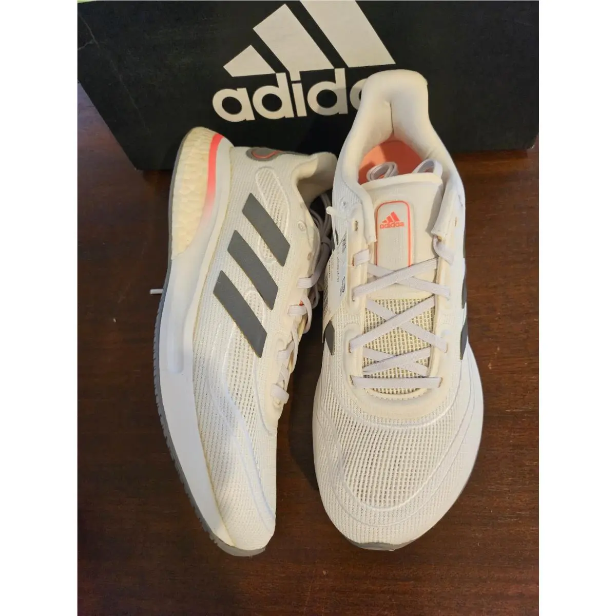 Adidas shoes - White (UPC: 191534080047) 0