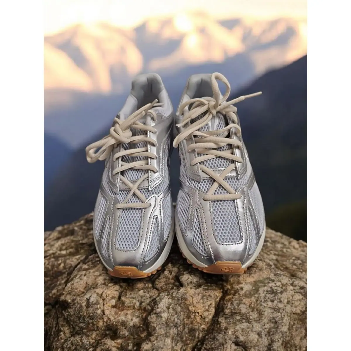 Under Armour shoes - Under Armour Apparition - Apparition - 3027595-102 - Silver 0