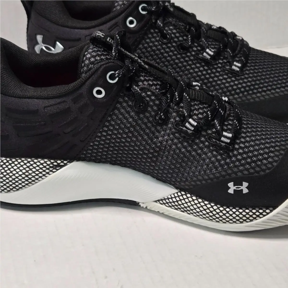 Under Armour shoes - Under armour HOVR - HOVR - Black 1