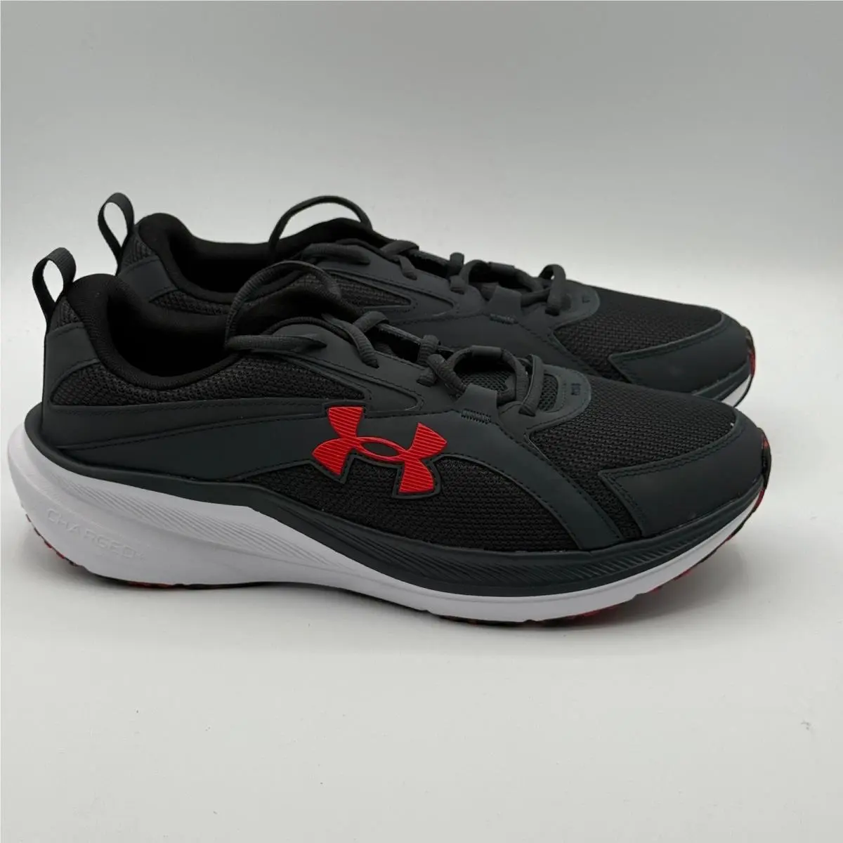Under Armour UA Assert 11 Shoes Mens Size 11 Gray Red Running 6006723-016