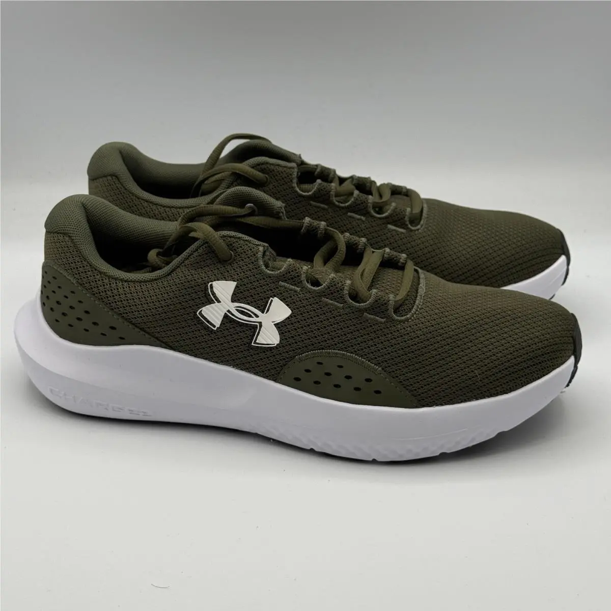 Under Armour Charged Surge 4 Shoes Mens Size 10 Green White Running 3027000-301